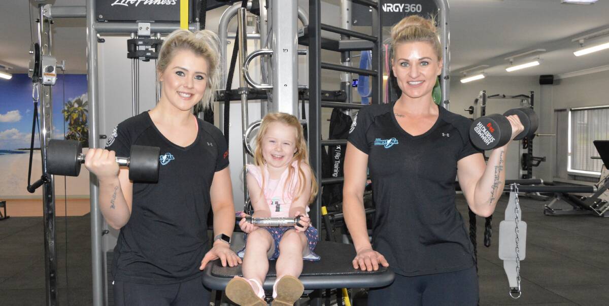 Felicity Ralph and her daughter Millie with Parkes Fitness 4 All manager Mandy Reedy. Photo by Barbara Watt.  