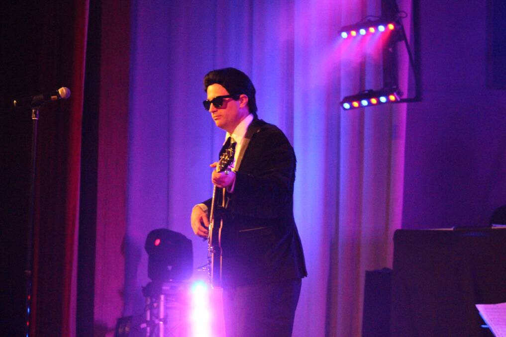 Aaron Mansfield as Roy Orbison will perform with Paul Fenech as Elvis in a new tribute show 'In Dreams'.