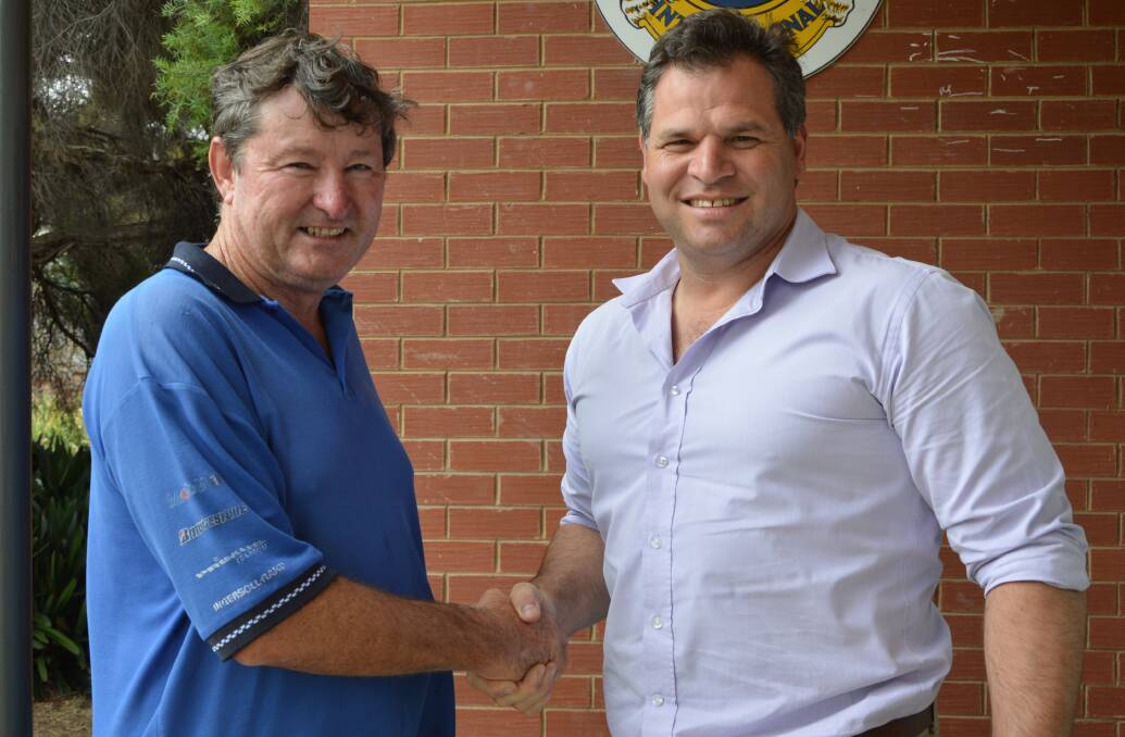 President of the Parkes Jockey Club, Mark Ross, took the opportunity to speak with Philip Donato when he was in town on Friday. Photo by Barbara Watt. 