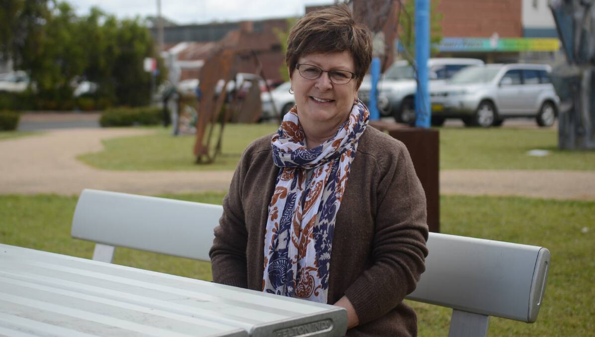 Debbie Roylance is one of the organisers of a long lunch by the lake to raise funds for a Physio Touch machine for Forbes and Parkes hospitals. 