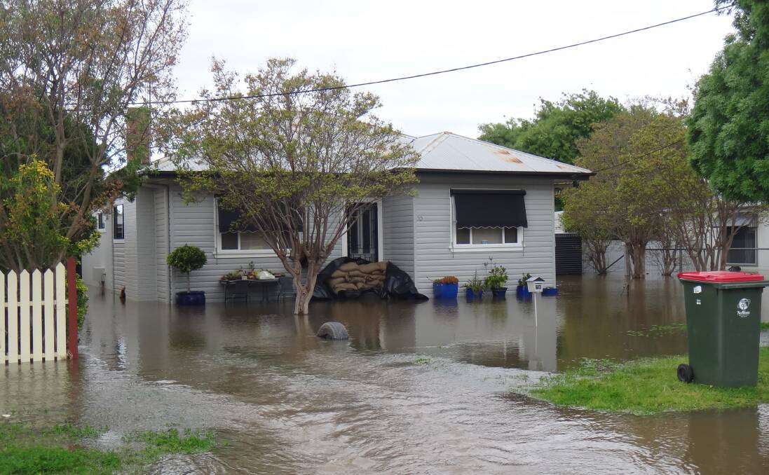 Government support promised for residents affected by the Forbes flood. 