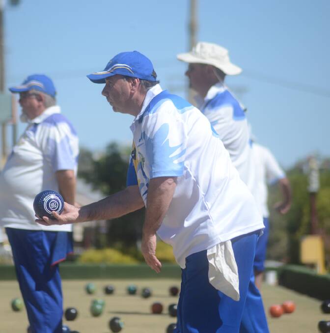 Guy Ellery enjoyed a roll at Parkes Bowling and Sports Club. 0315Bowls_2148