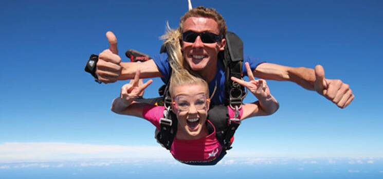 Skydive Oz has received approval to return to Parkes Airport this August to offer tandem skydiving.  