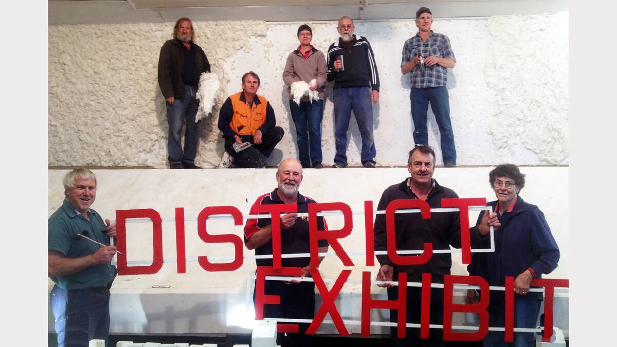 Hard at work on the District Exhibit last week are back - John Hourigan, David Wyatt, Rosemary and Bruce Pryor, Geoff Wyatt;  front - Tim Keith, Ken Keith, Barry and Val Woods.