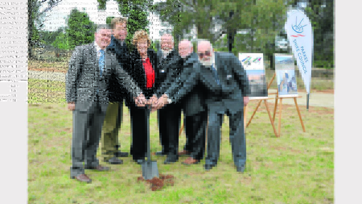 The official start of the new Parkes Hospital - with the sod turning ceremony.  Pictured are from left, Dr Robin Williams (Chair, Western NSW Local Health District), local MP, Troy Grant, Health Minister Jillian Skinner, Parkes Mayor Ken Keith, and co-chairs of the Lachlan Health Service, Malcolm Stacey and Dan Herbert.