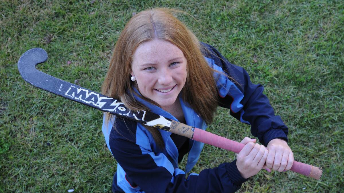 SHE'S BACK: NSW under 18s player Chloe Barrett will be back to play for Kinross-CYMS in their deferred women's Premier League Hockey match against Dubbo this Saturday. Photo: STEVE GOSCH 0709sghockey