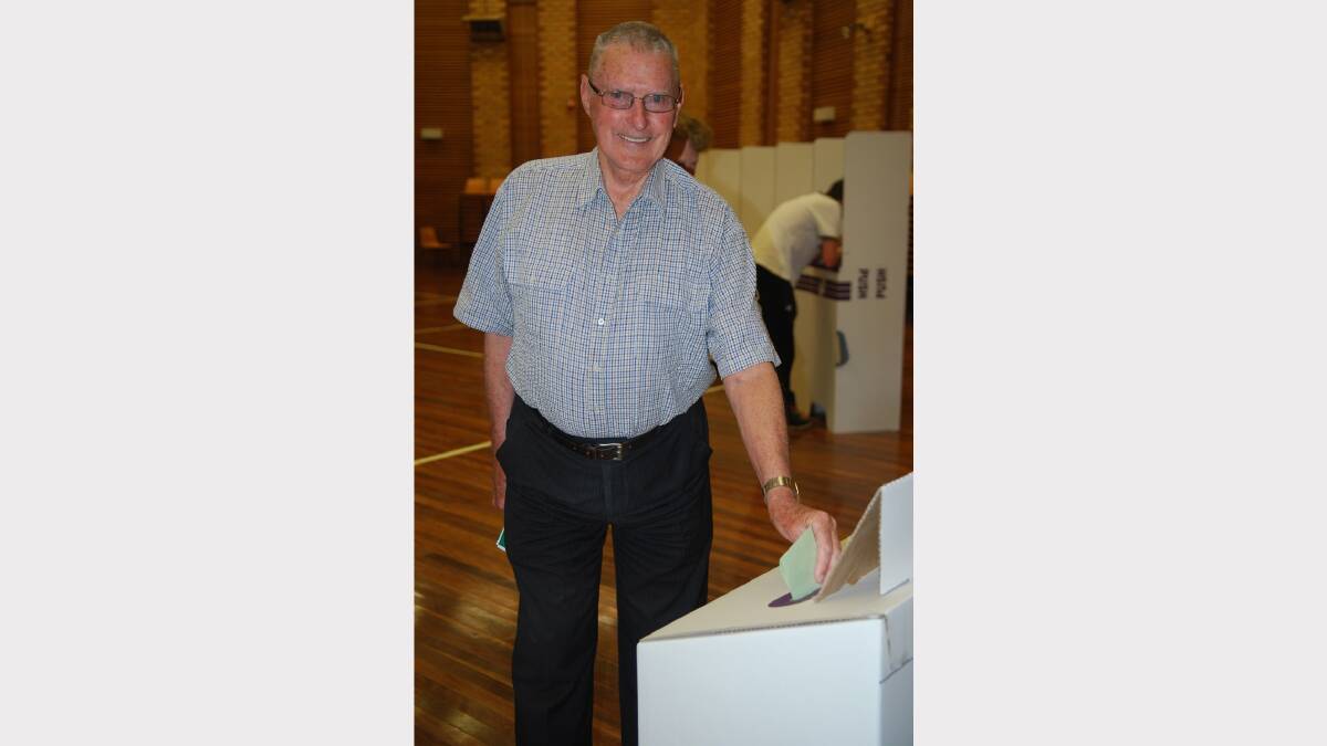 ELECTION 2013: Keith Ward makes his vote count. Photo: Parkes Champion Post
