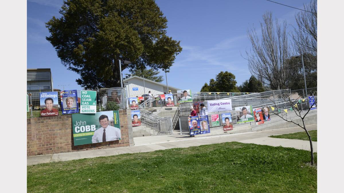 ELECTION 2013: Voters in Bathurst for the Calare electorate. Photo: Phill Murray