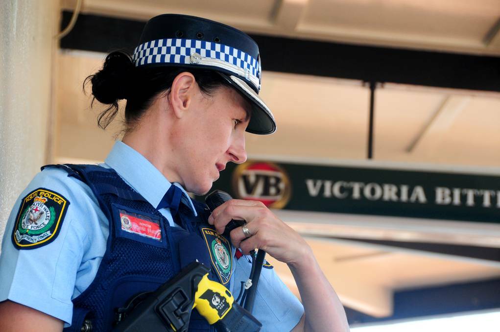DUBBO: Inspector Gemini Bakos is hoping this weekend s Operation UNITE can reduce incidents relating to alcohol at Dubbo. Photo: LOUISE DONGES