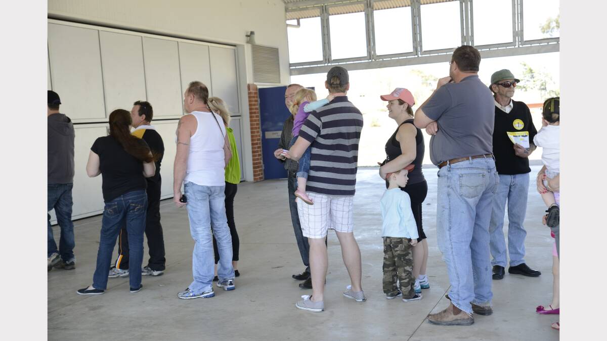 CALARE VOTES: Voters at the polling booths around Bathurst. Photo: Phill Murray