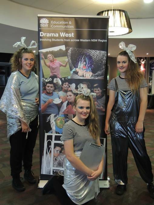 NYNGAN:  Drama west performers Britt McClelland, Emily Ryan and Georgia Salter all from Nyngan High performing at the Schools’ Spectacular.