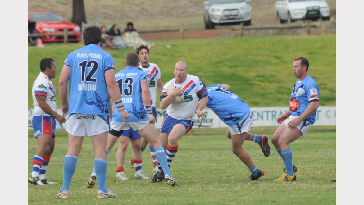 Parkes Spacemen yesterday recorded one of their most courageous come-from-behind victories for years, subduing premiers Dubbo Macquarie Raiders 36-26 on Pioneer Oval.