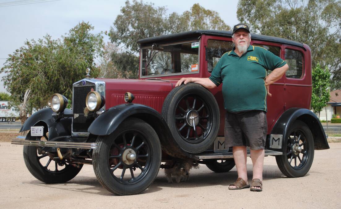 Cowley Collector: Bob Morton from the Central West Car Club with his 1929 Morris Cowley. Photo: Jeff McClurg