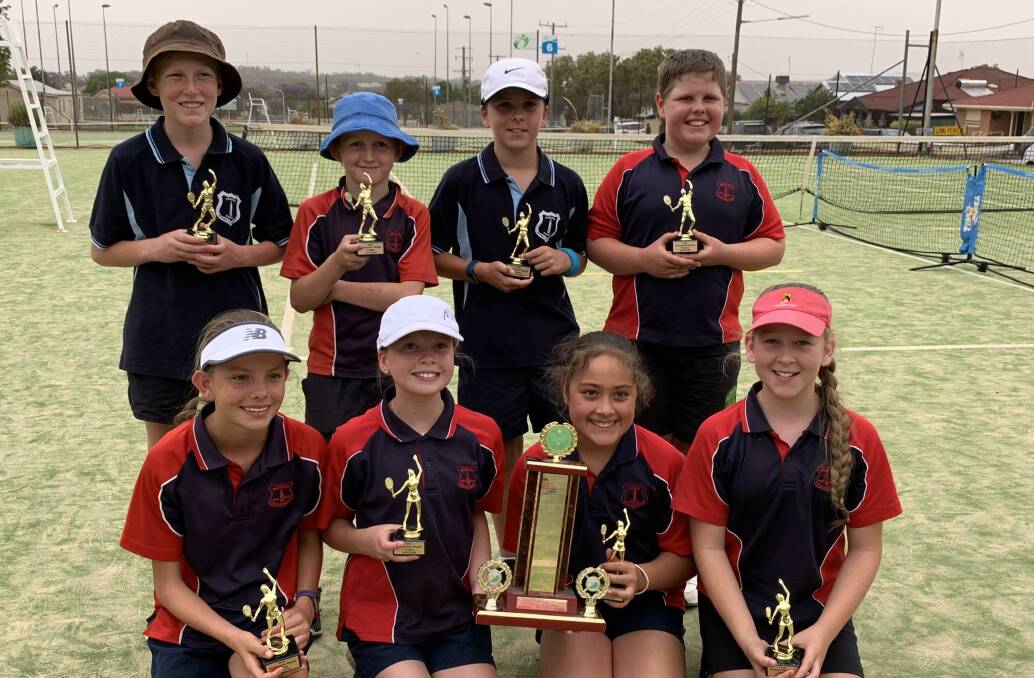Last Friday Parkes Tennis played host to the largest one day cross stage primary school tennis event in NSW with the McDonalds/Magill Interschool trophy.
