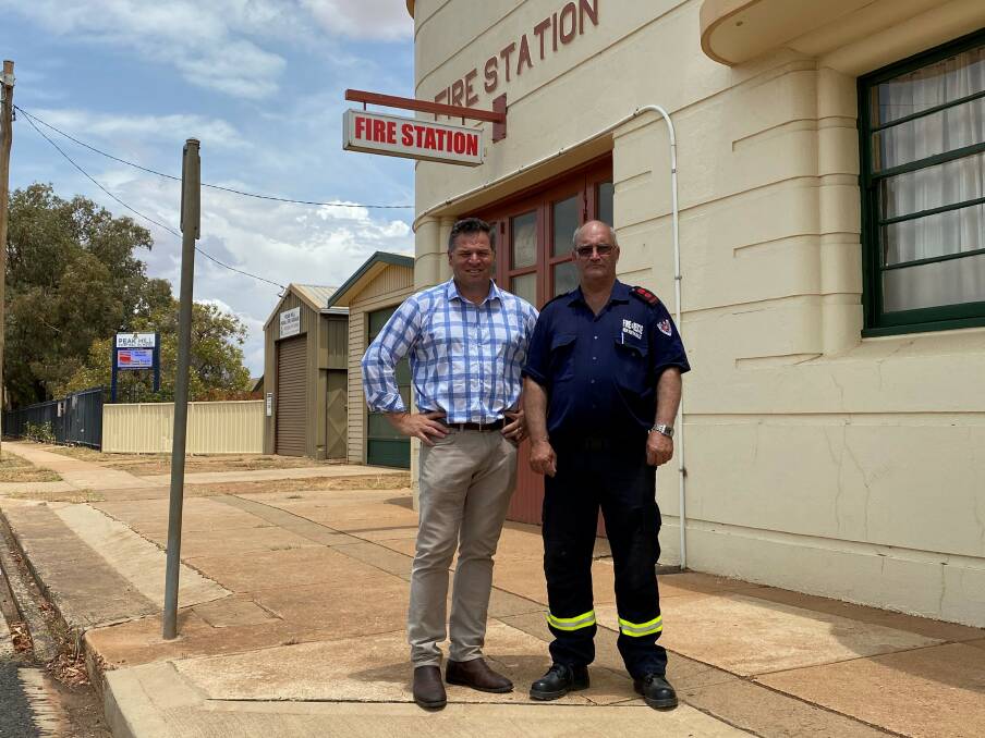 Phil Donato recently visited the Peak Hill Fire Station where he met with Toni Jobson. The FBEU advise that due to an inability by Fire and Rescue NSW to recruit retained firefighters at Peak Hill, response capability may now be impacted. 