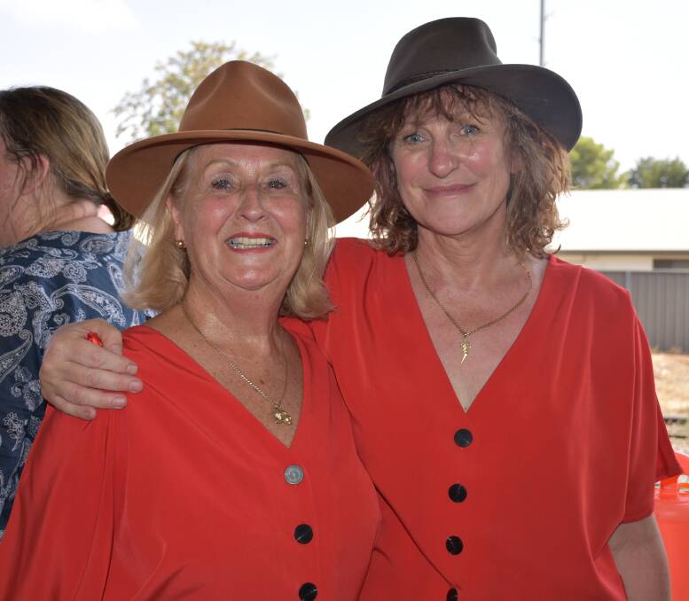 BEST MATES: Maxine White and Julie Pullar are next door neighbours and best mates. Photo: Barbara Reeves.