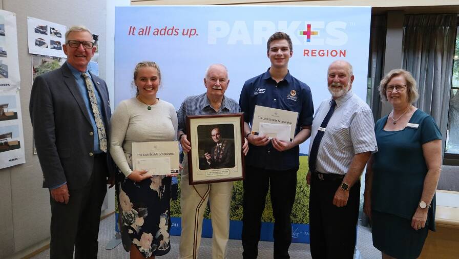 Last year's recipients of the Jack Scoble Scholarship Georgia Goodrick (second from left) and Riley Crocker (fourth from left) with Cr Bill Jayet, Warwick Tom and Andrea Lovell. 