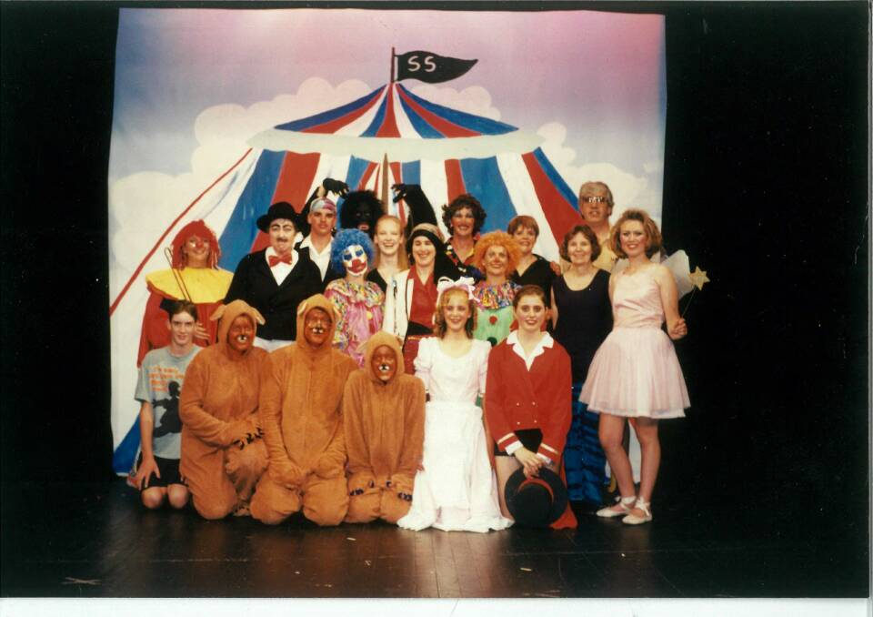 The Parkes Musical and Dramatic Society staged a production of Goldilocks and the Three Bears in 1997.