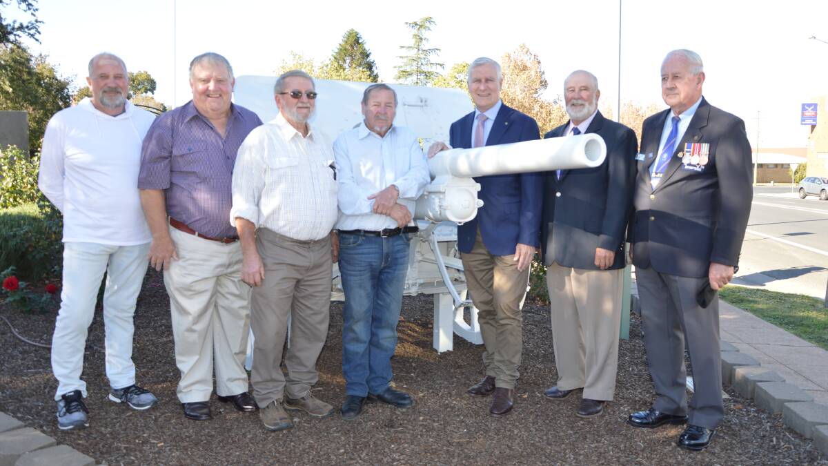 GOOD AS NEW: Ian Griffey, Paul Thomas, Keith Woodlands, Cr George Pratt, Michael McCormack, Mayor Ken Keith OAM and Bob Brookes with the refurbished cannon in its new location. Photo: Barbara Reeves.