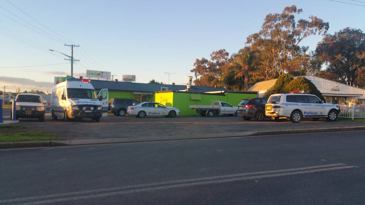 Parkes Police executed a search warrant on a local take away food shop at on 4pm on Friday. 