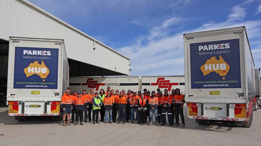 Parkes Shire Council in partnership with SCT Logistics, has installed truck back advertising on twelve SCT Logistics trailers.