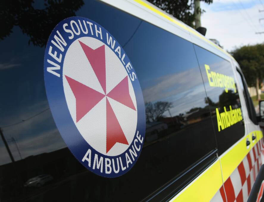 Emergency services were called to a crash scene near Peak Hill on Thursday afternoon. 