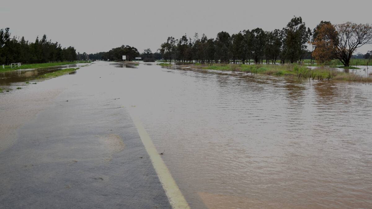 The Newell Highway closed at Tichborne in 2016. Photo Jenny Kingham.