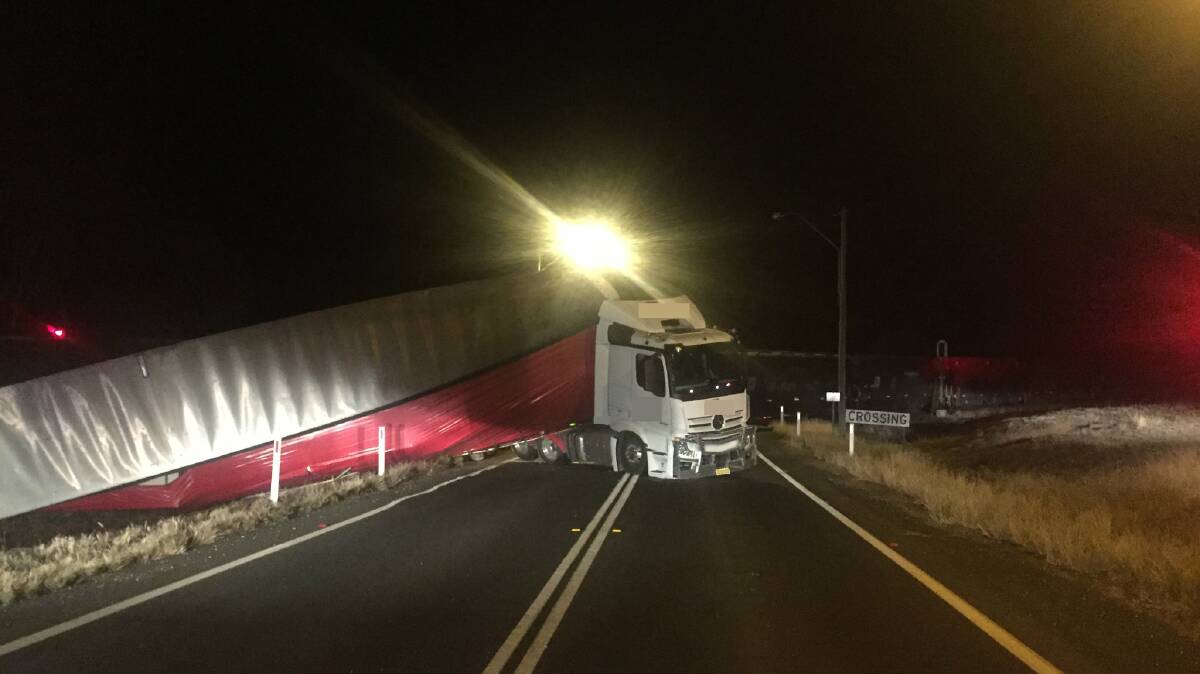 Blocked: The scene of the crash at Manildra. Photo: LIVE TRAFFIC NSW TWITTER @livetrafficnsw.com