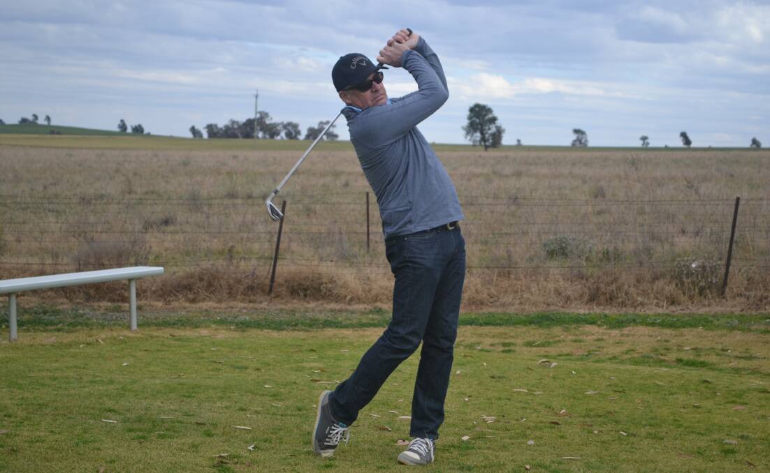 David Stevenson tees off on the 6th hole at Parkes Golf Club. Photo: Mark Kelly.