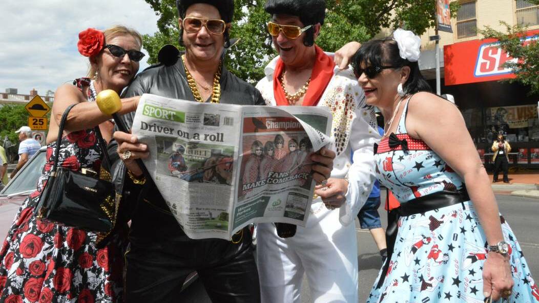 Win $1000 by taking part in the 2019 Elvis Festival street parade