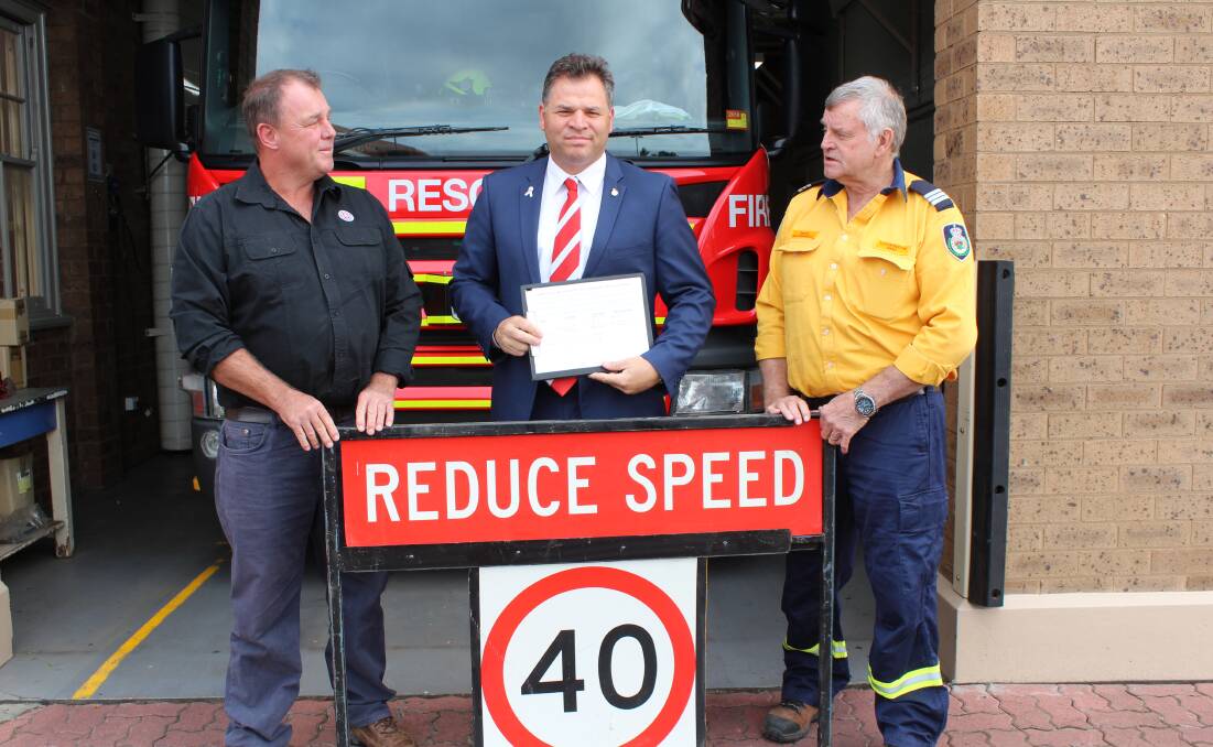 Phil Donato MP with Tim Anderson of NSW Fire Bigade Employees’ Union (FBEU) and Mick Bloomfield, captain of the Lucknow RFS.