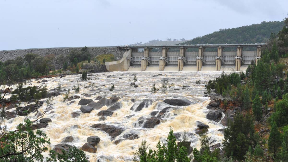Wyangala Dam wall may be raised by 10 metres