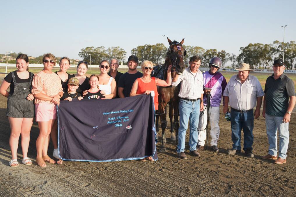 The Thompson family with the 2020 Keith Thompson Memorial winner Sporty Mickilla driven and trained by Grenfell's Mark Hewitt at last year's Australia Day meeting.