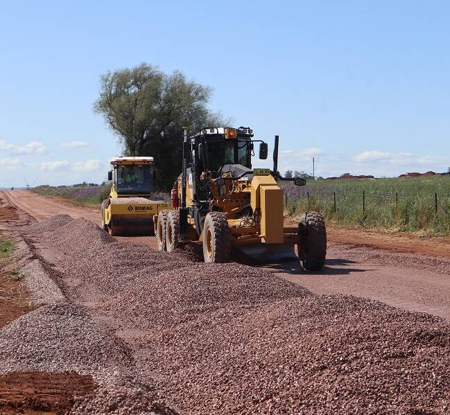 GETTING ROAD READY: The Rural Roads Advisory Group (RRAG) is redirect the gravel re-sheeting funds to this roads important to harvest time. Photo: Supplied.