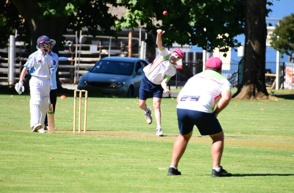 DISAPPOINTING DEFEAT: Luke Nash bowling for the Raptors in their loss to Bowling Club in last weekend's Lachlan Premier Cricket game. Photo: Kelsey Sutor.