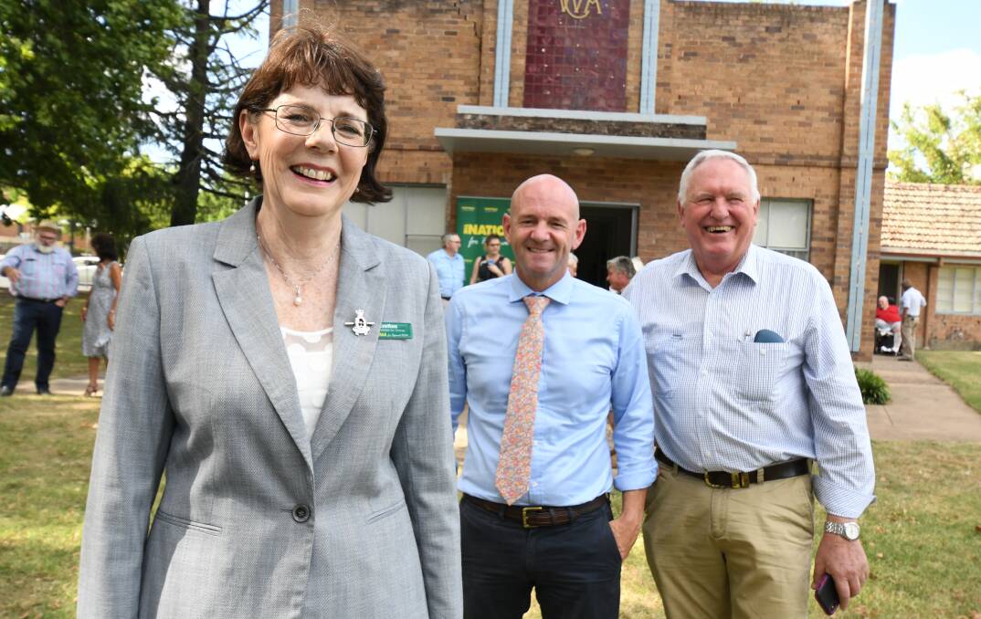ENDORSED: The Nationals candidate Kate Hazelton with NSW Nationals Niall Blair and Parliamentary Secretary for Western NSW Rick Colless. Photo: JUDE KEOGH 0202jkkate2
