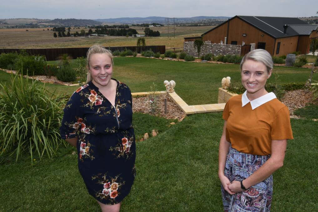 EXPO: BoxGrove owner Melissa Bornen and and marketing manager Amy Hewitt are ready to attend to the region's wedding needs. Photo: CHRIS SEABROOK 012318cboxgrve