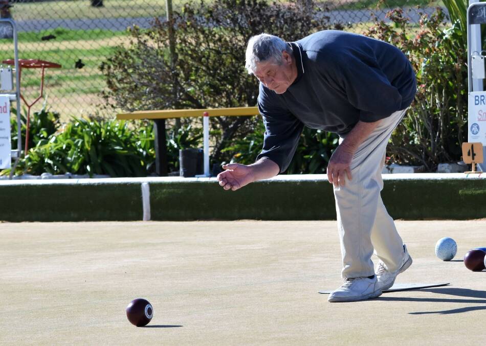 Rod Ramsay in action for the Parkes Railway Diggers Bowling Club during a competition last year. Photo: Jenny Kingham.