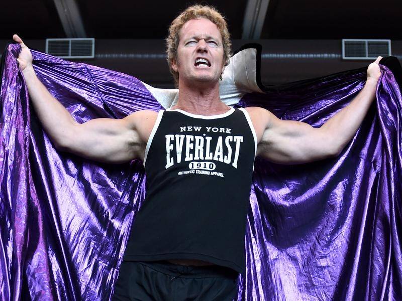Craig McLachlan has been allowed to delay his defamation case while he fights criminal charges.