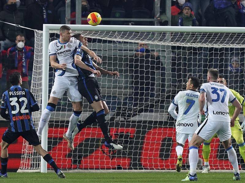 Inter Milan and Atalanta have battled out a goalless draw in Serie A.