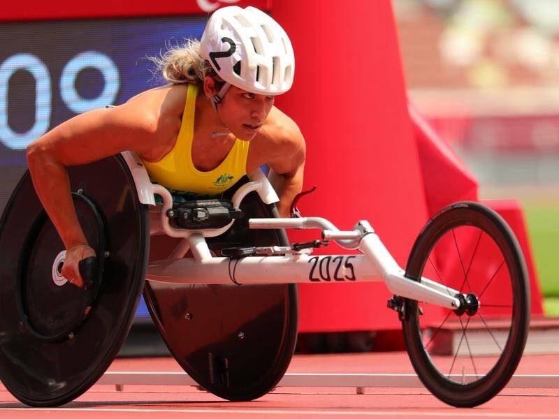 Australia's Madison De Rozario easily won her heat to qualify for the Paralympics 800m T53 final.