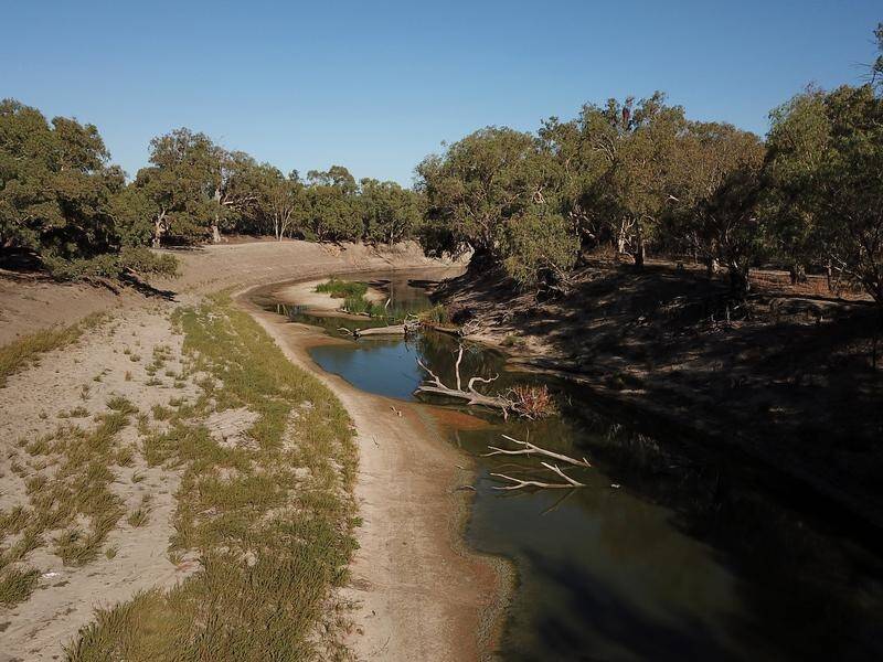 The NSW and Victorian governments have announced the panel to review Murray-Darling water modelling.
