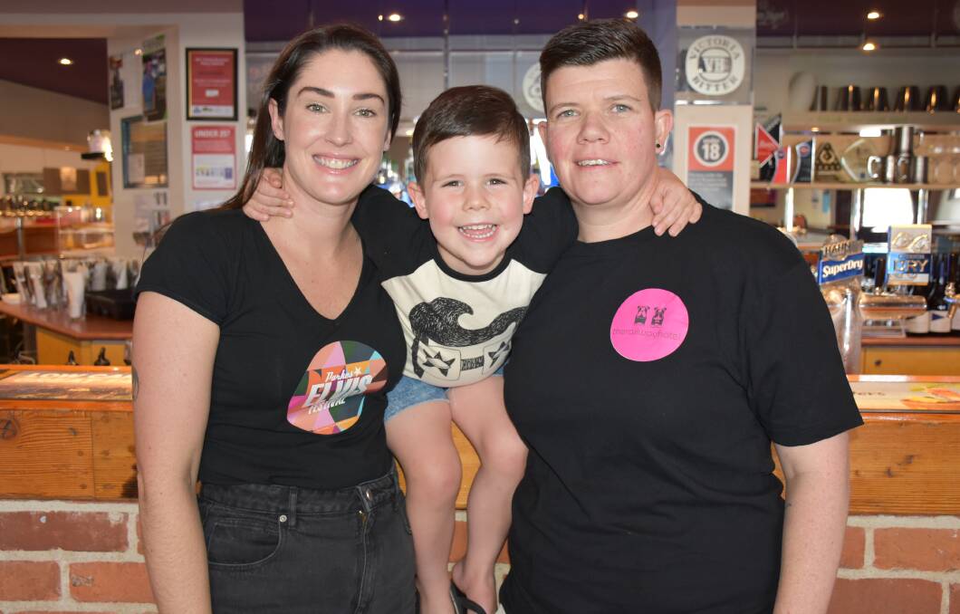 HELPING HANDS: The Railway Hotel owners Kasie Ferguson and Bianca Sheridan with their son Hart are behind a bushfire relief fundraiser. Photo: BARBARA REEVES