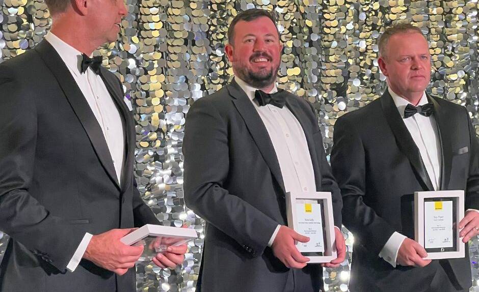 Parkes residential sales specialist Nick Kelly (centre) was individually recognised in the Top Auction Performer category, coming in at number two in the entire Ray White network. Picture supplied