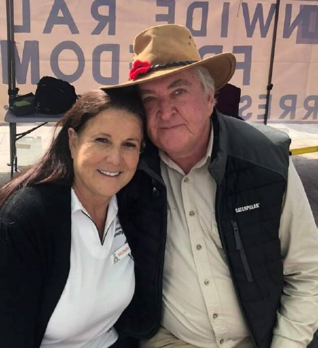 Michelle and Graham Hood are bringing their Community of Unity Tour to the Parkes Services Club on Wednesday, June 21 at 6pm. Picture supplied