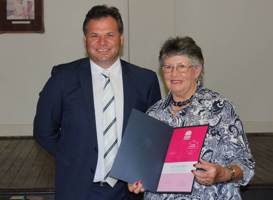 RECOGNITION: Phil Donato presented Lyn Frecklington of Peak Hill her Hidden Treasure certificate on Friday. Photo: SUBMITTED