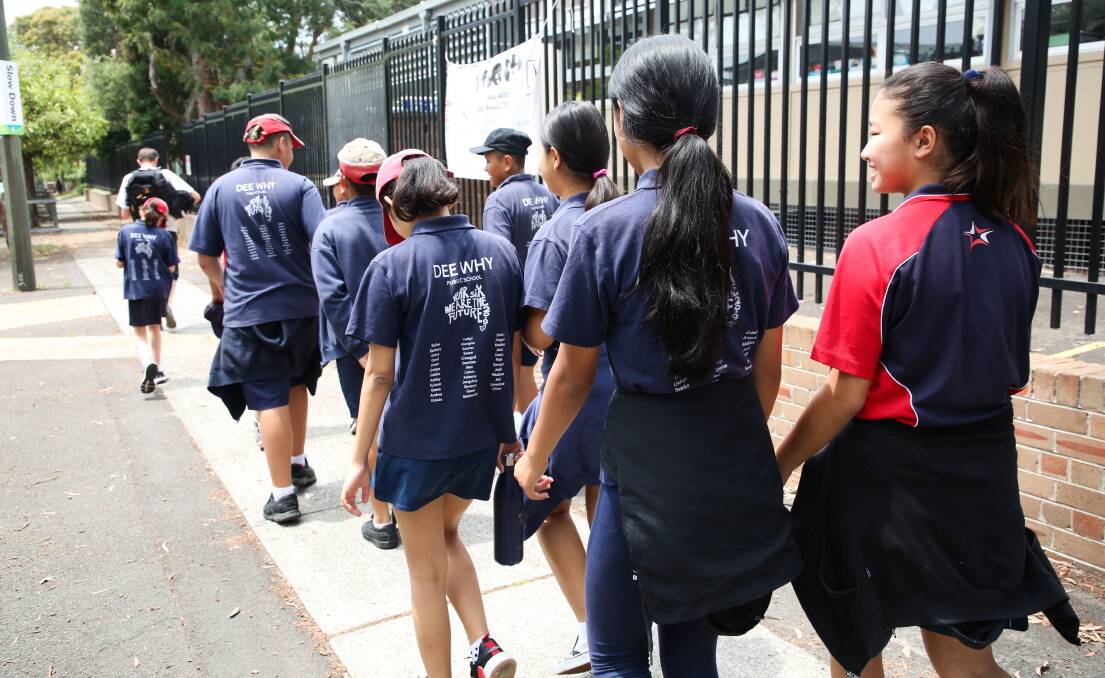 WALKING AND TALKING: Students from Dee Why Primary School in northern Sydney took part in the Talk-and-Walk-a-Thon this month and Parkes schools are encouraged to get involved too. Photo: Submitted