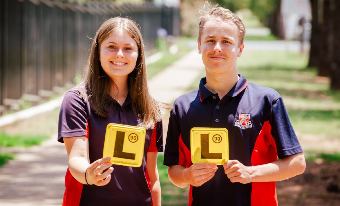 KEEN TO HIT THE ROAD: Parkes High School students Julia Dunn and Will Lamond are ready for next week's learner driver workshop. Photo: Submitted