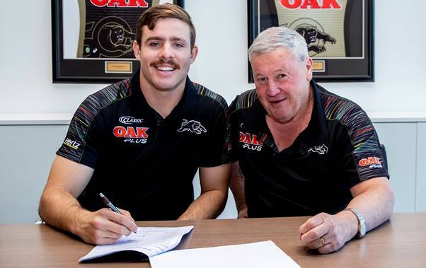 EXTENDED: Former Parkes Marist and Spacemen junior Billy Burns extends his contract with the Penrith Panthers, pictured with Panthers recruitment manager Jim Jones. Photo: Sudmitted