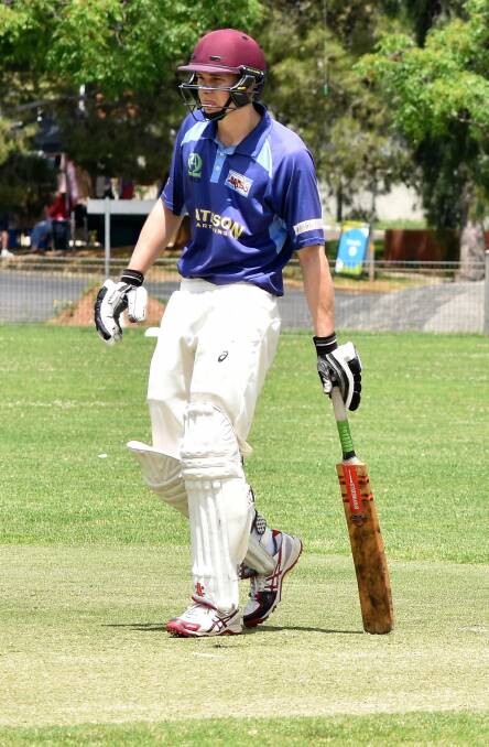 THRILLING GAME: Parkes Cats captain Zac Bayliss, more noted for his quality batting (pictured here from an earlier season), demonstrated he is a very capable bowler as he quickly dismissed five batsmen to see Bowling Club score slump from 1/114 to 7/127.
